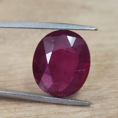 11.85 קראט רובי אמיתי מטופל גלס צורת אובל דם יונה