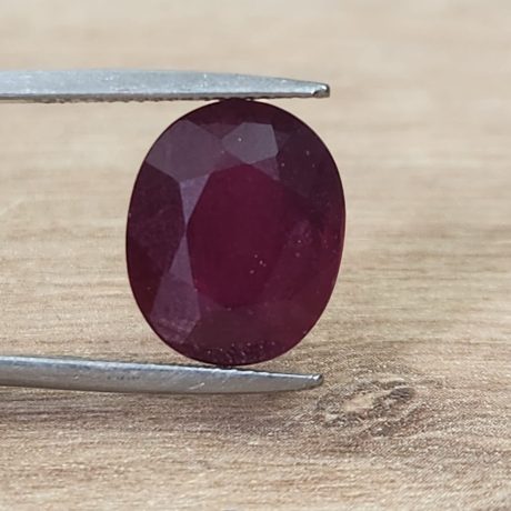 7.92 קראט רובי אמיתי מטופל גלס לשיבוץ