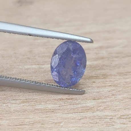 1.74 קראט אובל טנזנייט לשיבוץ